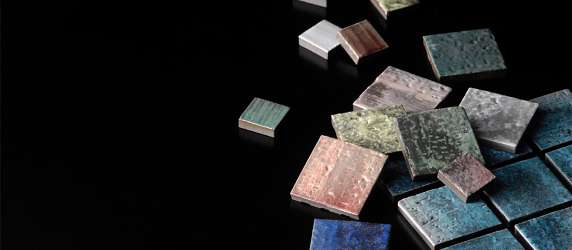 BLACK BASE MOSAIC